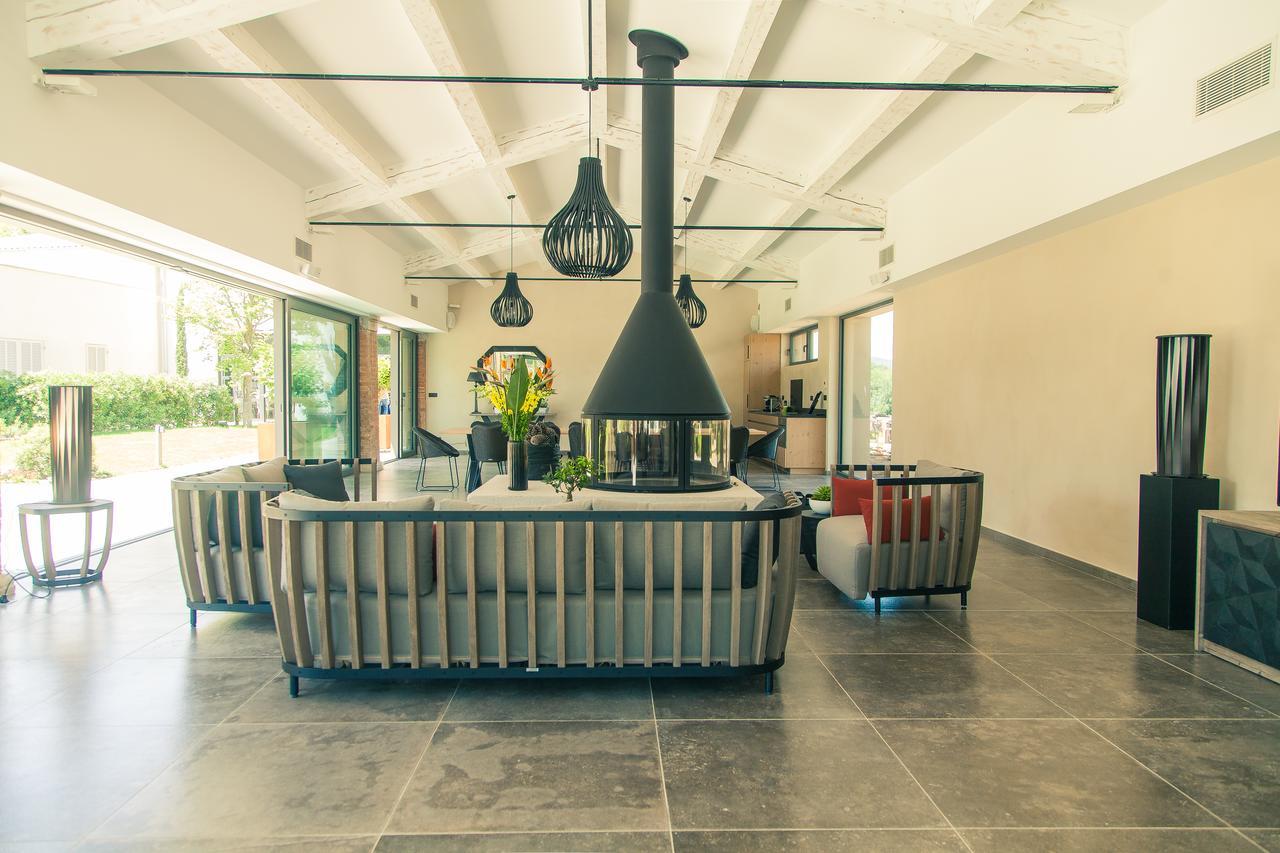 Bastide Saint Julien Bed and Breakfast La Celle  Buitenkant foto